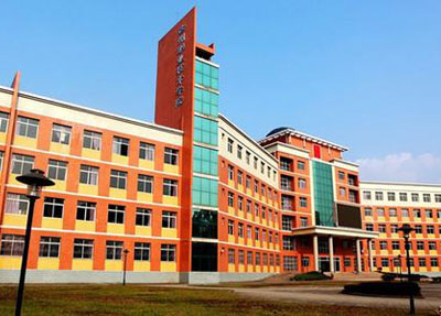 主教学楼.jpg 主教学楼.jpg