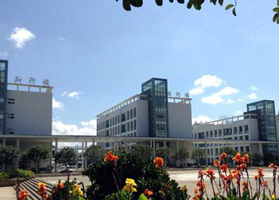 学校建筑.jpg 学校建筑.jpg