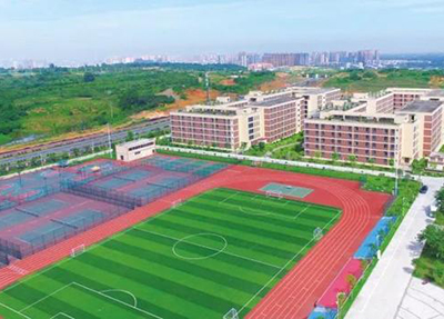 操场俯视图.jpg 操场俯视图.jpg