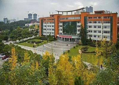 校园俯瞰图.jpg 校园俯瞰图.jpg