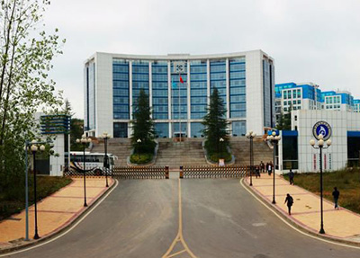 学校建筑.jpg 学校建筑.jpg