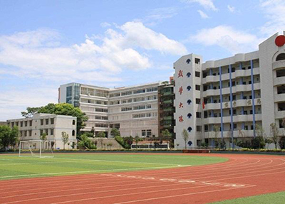 学校介绍 学校介绍