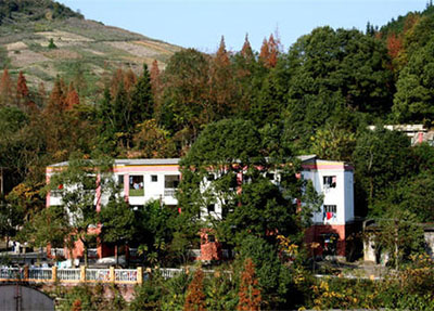 学生宿舍.jpg 学生宿舍.jpg