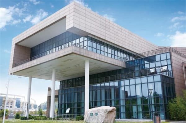 贵州轻工职业技术学院学校简介 贵州轻工职业技术学院学校简介