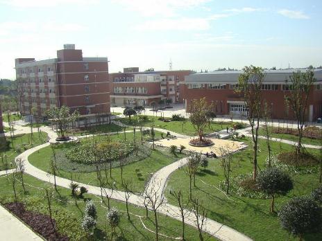 都江堰市技工学校简介 都江堰市技工学校简介