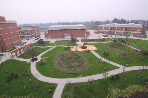 都江堰市技工学校简介 都江堰市技工学校简介