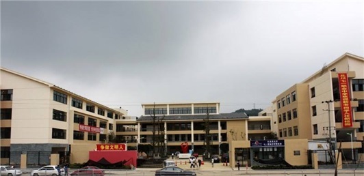 北川羌族自治县七一职业中学校园环境 北川羌族自治县七一职业中学校园环境
