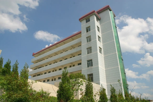 广元市机电技工学校简介 广元市机电技工学校简介