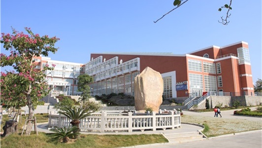 四川省古蔺县大村职业中学校校园环境 四川省古蔺县大村职业中学校校园环境