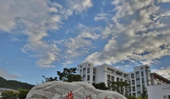 成都华夏旅游商务学校简介 成都华夏旅游商务学校简介