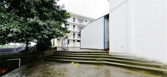 自贡市旅游职业高级中学校园环境 自贡市旅游职业高级中学校园环境