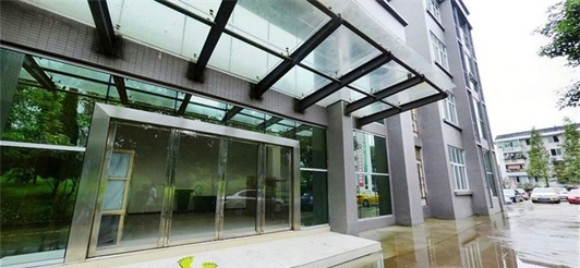 自贡市旅游职业高级中学校园环境 自贡市旅游职业高级中学校园环境