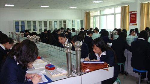 成都市财贸职业高级中学校会计专业就业前景 成都市财贸职业高级中学校会计专业就业前景