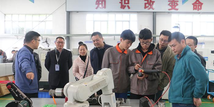 成都市洞子口职业高级中学校实训条件 成都市洞子口职业高级中学校实训条件
