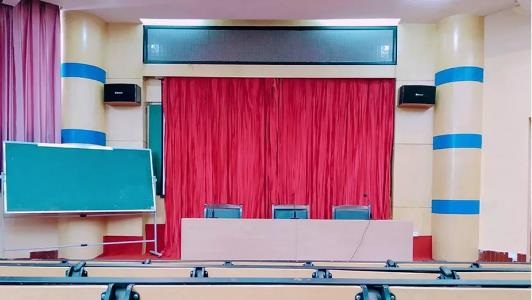 四川省内江市第二职业中学校园环境
