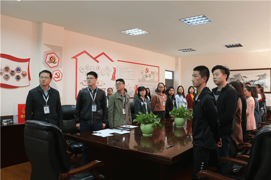 成都市洞子口职业高级中学校入学方式 成都市洞子口职业高级中学校入学方式