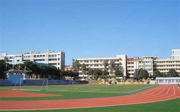 毕节市卫生学校学校简介 毕节市卫生学校学校简介