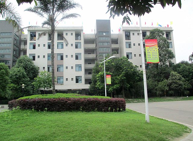 四川航天技师学院 四川航天技师学院