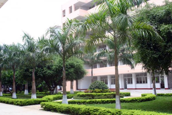 息烽县中等职业学校简介 息烽县中等职业学校简介
