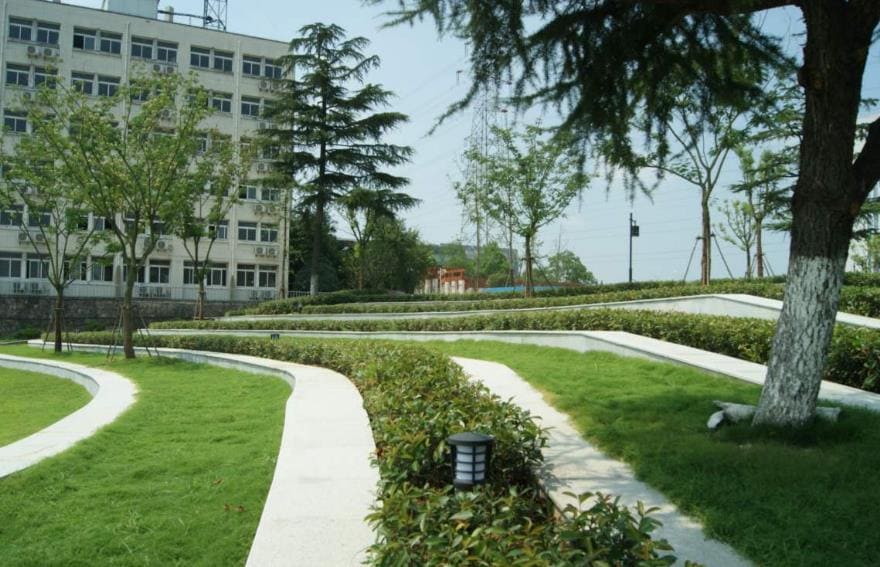 四川省内江市第二职业中学简介 四川省内江市第二职业中学简介