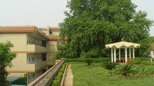 贵州省旅游学校校园环境好不好