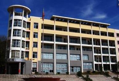 纳雍县中等职业学校学校简介 纳雍县中等职业学校学校简介