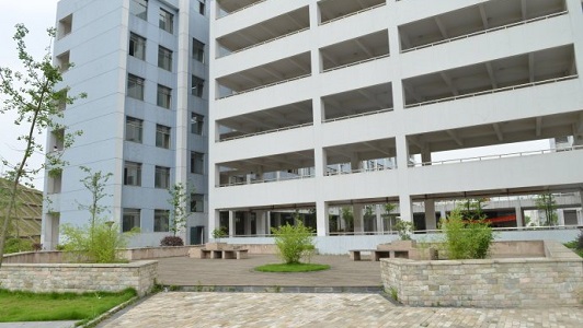 芙蓉矿务局技工学校校园环境好不好