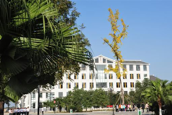 德阳职业技术学院 德阳职业技术学院