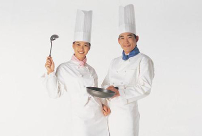 餐饮行业前景如何,学厨师创业好不好