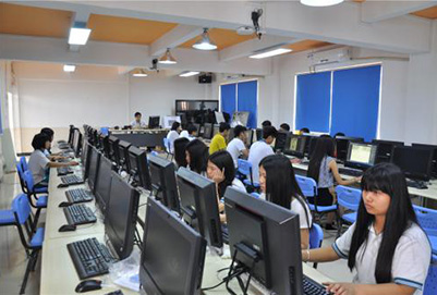 在成都学习计算机,怎样才能选择一个好的学校呢?
