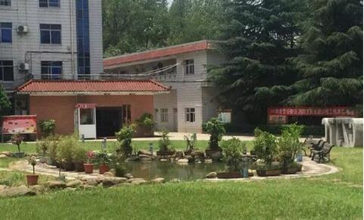 贵州省神农中医药职业学校学费是多少?报名费呢?