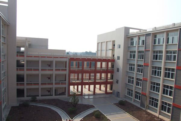 内江职业技术学院 内江职业技术学院