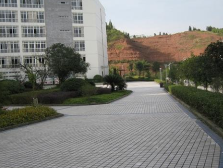 四川护理学院龙泉校区地址 四川护理学院龙泉校区地址