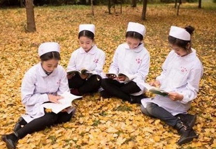 华西卫校招生条件