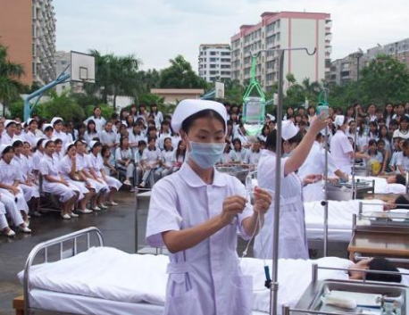 成都有那些卫校学校 成都有那些卫校学校