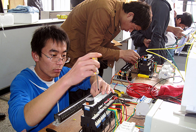 云南省轻工业学校实验实训