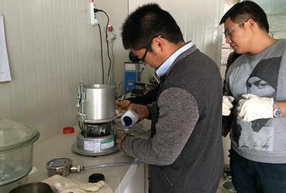 云南建设学校实验室实习