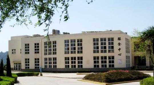 云南新兴职业学院口腔医学技术专业介绍