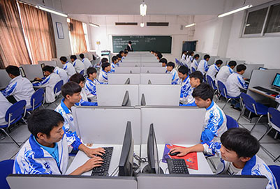 昆明市交通技工学校工程机械运用与维修2 昆明市交通技工学校工程机械运用与维修2