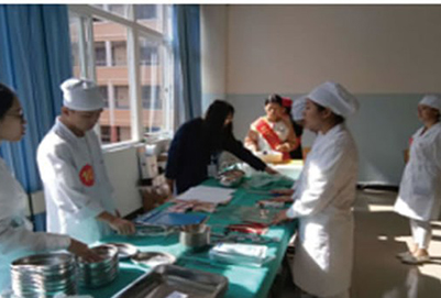 西双版纳卫生学校农村医学图（1）