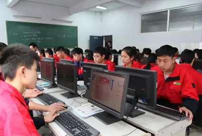 达州市高级技工学校计算机广告制作 达州市高级技工学校计算机广告制作