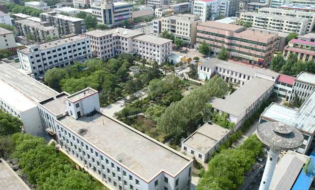 太原铁路机械学校白雪皑皑