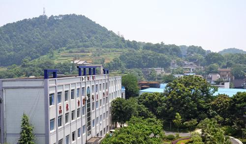 重庆光华女子职业中等专业学校护理实训室