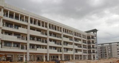 成都市恒辉技工学校教学楼
