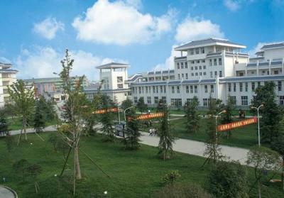 成都市财政贸易学校校园