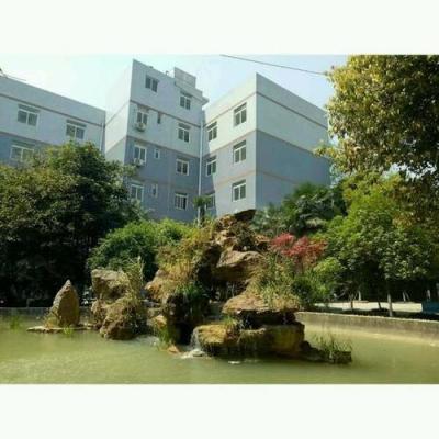 成都华大医药卫生学校校园