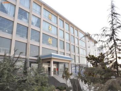 仪陇县翔宇科技职业学校图书馆