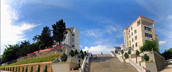 宁德职业中专学校操场 宁德职业中专学校操场