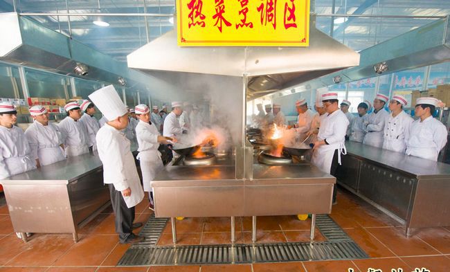泉州市工商旅游职业中专学校茶艺室 泉州市工商旅游职业中专学校茶艺室