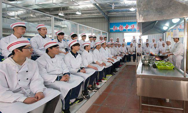 泉州市工商旅游职业中专学校茶艺室 泉州市工商旅游职业中专学校茶艺室
